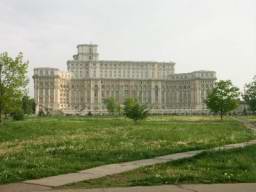 DSC04173 ministerstvo kultury bukurest.JPG